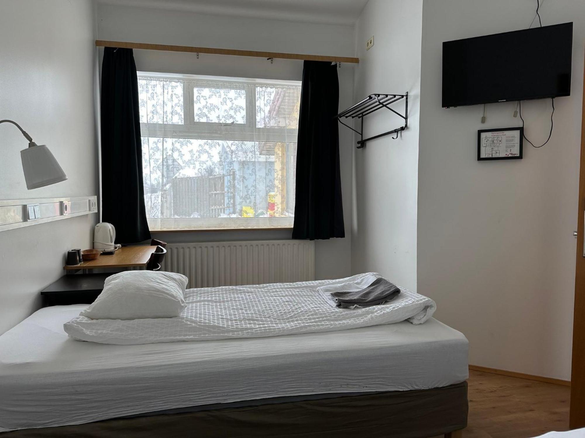 Kanslarinn Hostel Hella Extérieur photo